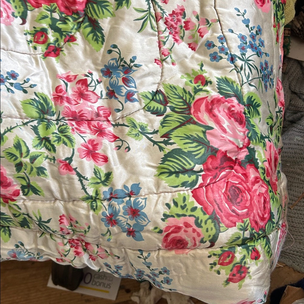 Vintage Satin Bedspread Pink Floral Roses 65” X 78” 1940s Glam Hollywood Regency - Picture 2 of 12
